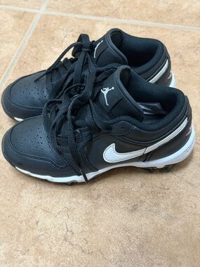 Jordan Cleats sz 1 youth